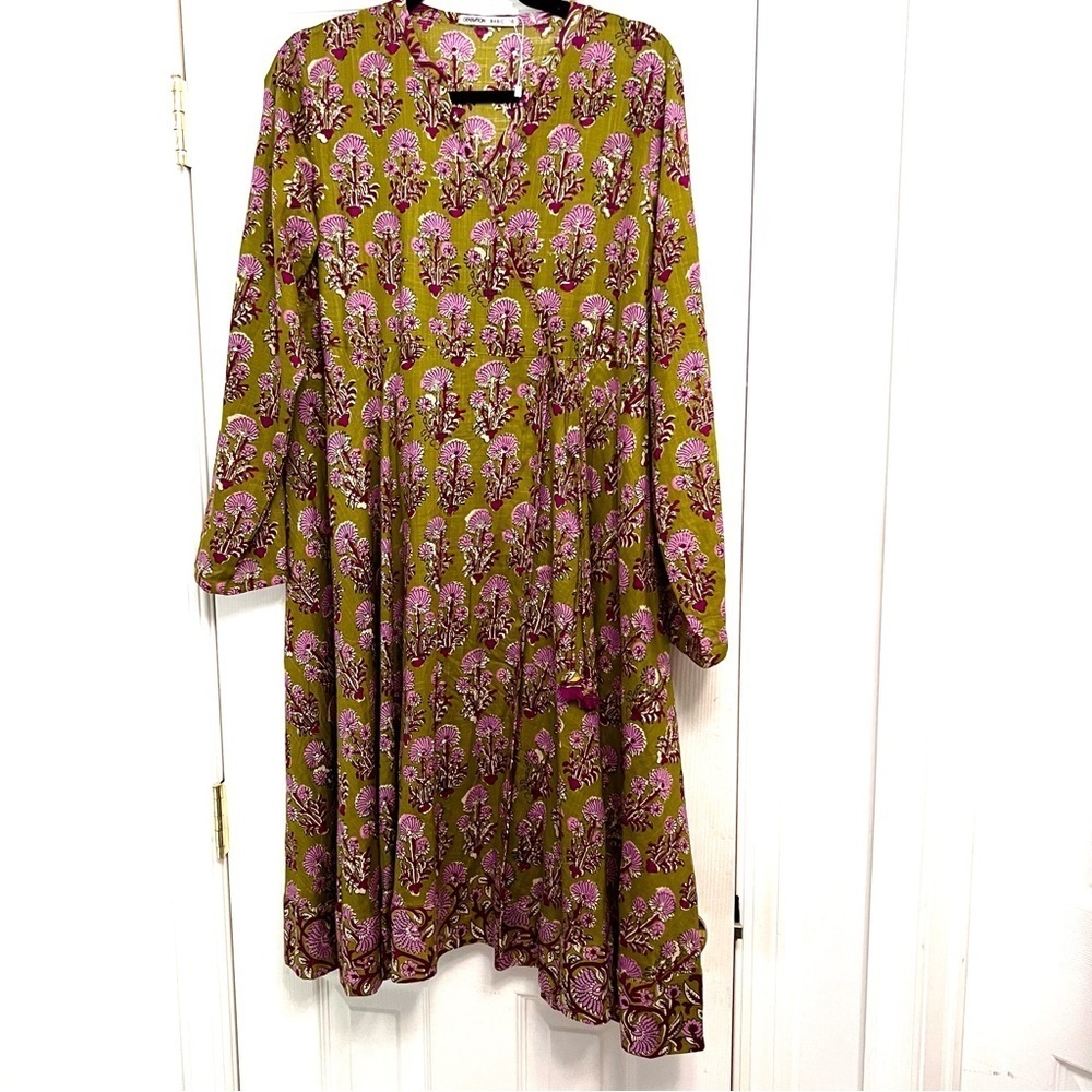 Cotton floral block print dress by Generation Basic, Long sleeve Size 14